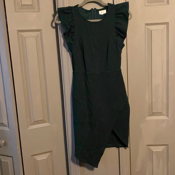Green dress - Picture 1 of 2